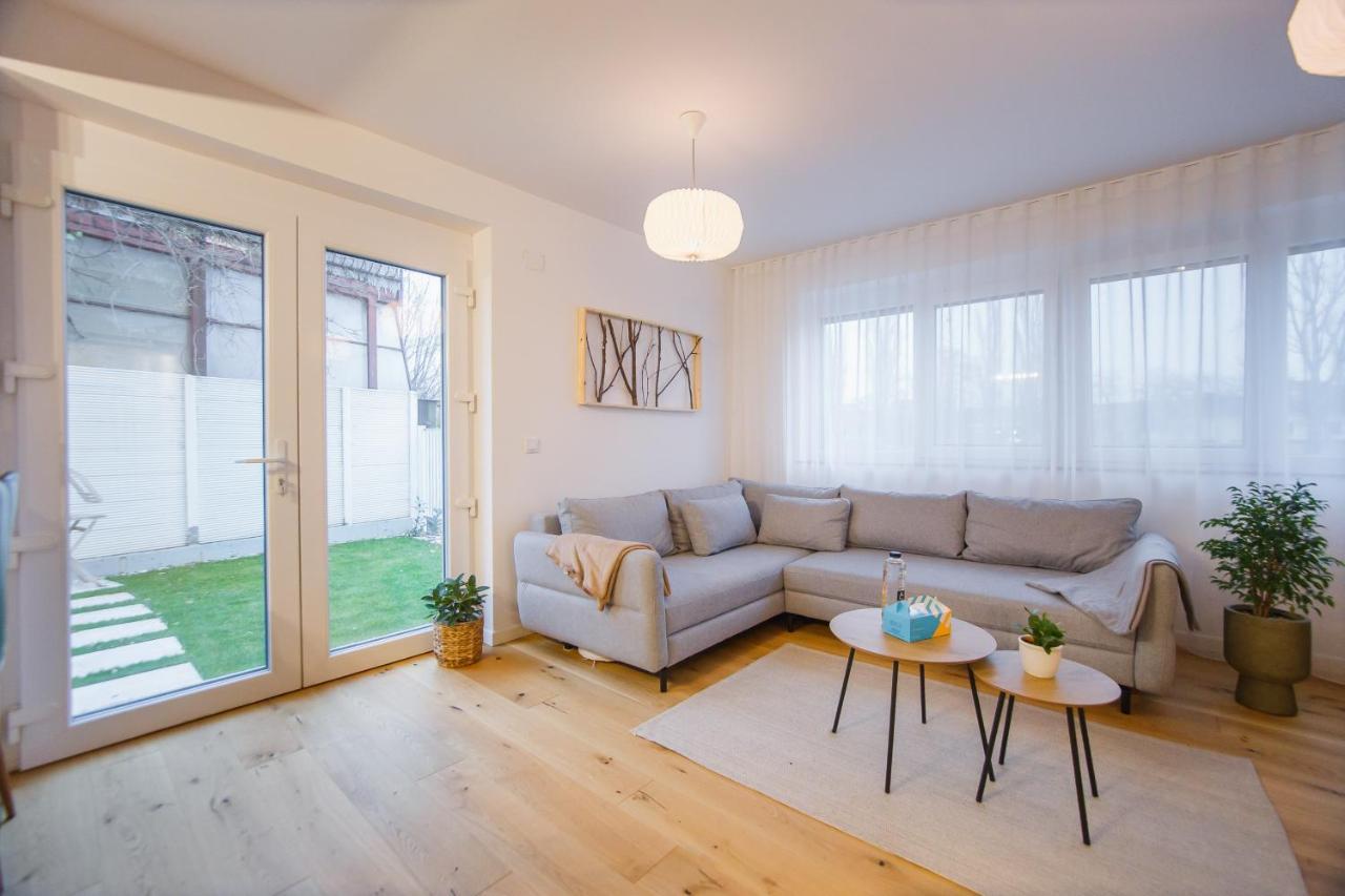 Urban Garden By Waterview Apartman Nagyvárad Kültér fotó